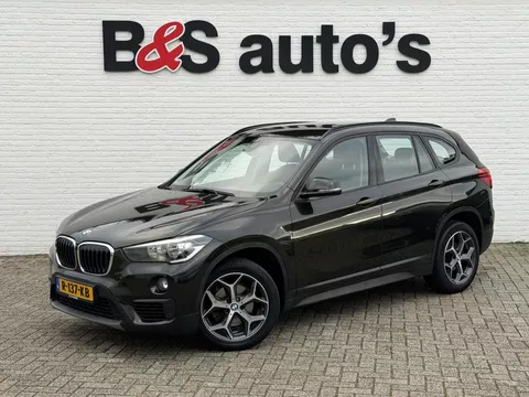 BMW X1 SDrive18i Automaat Clima Cruise Navi Pdc V+A Stoelverwarming Elek. A-klep