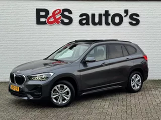 BMW X1 SDrive18i High Executive Cruise Climate control Leer+memory Sfeerverlichting Navigatie Full LED Parkeersensoren