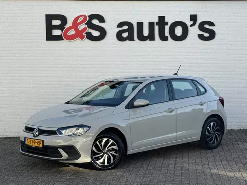 Volkswagen Polo 1.0 TSI Life Adaptive cruise Airco DAB radio Apple / Android Parkeersensoren v/a Navi