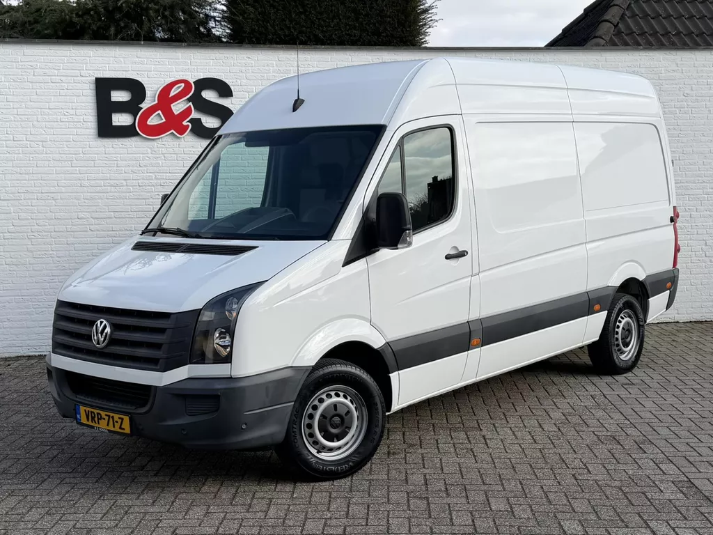 Volkswagen Crafter 35 2.0 TDI L2H2 Navigatie Pdc Trekhaak Airco Cruise Stoelverwarming