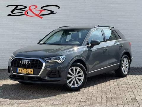 Audi Q3 35 TFSI S Line Pro Line Climate control Cruise LED Stoelverwarming Apple / Android Navi PDC voor/achter