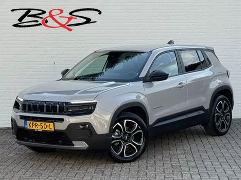 Jeep AVENGER Summit 54 kWh SOH 96% Clima Camera Carplay Adaptive Cruise PDC voor en achter Half Leder